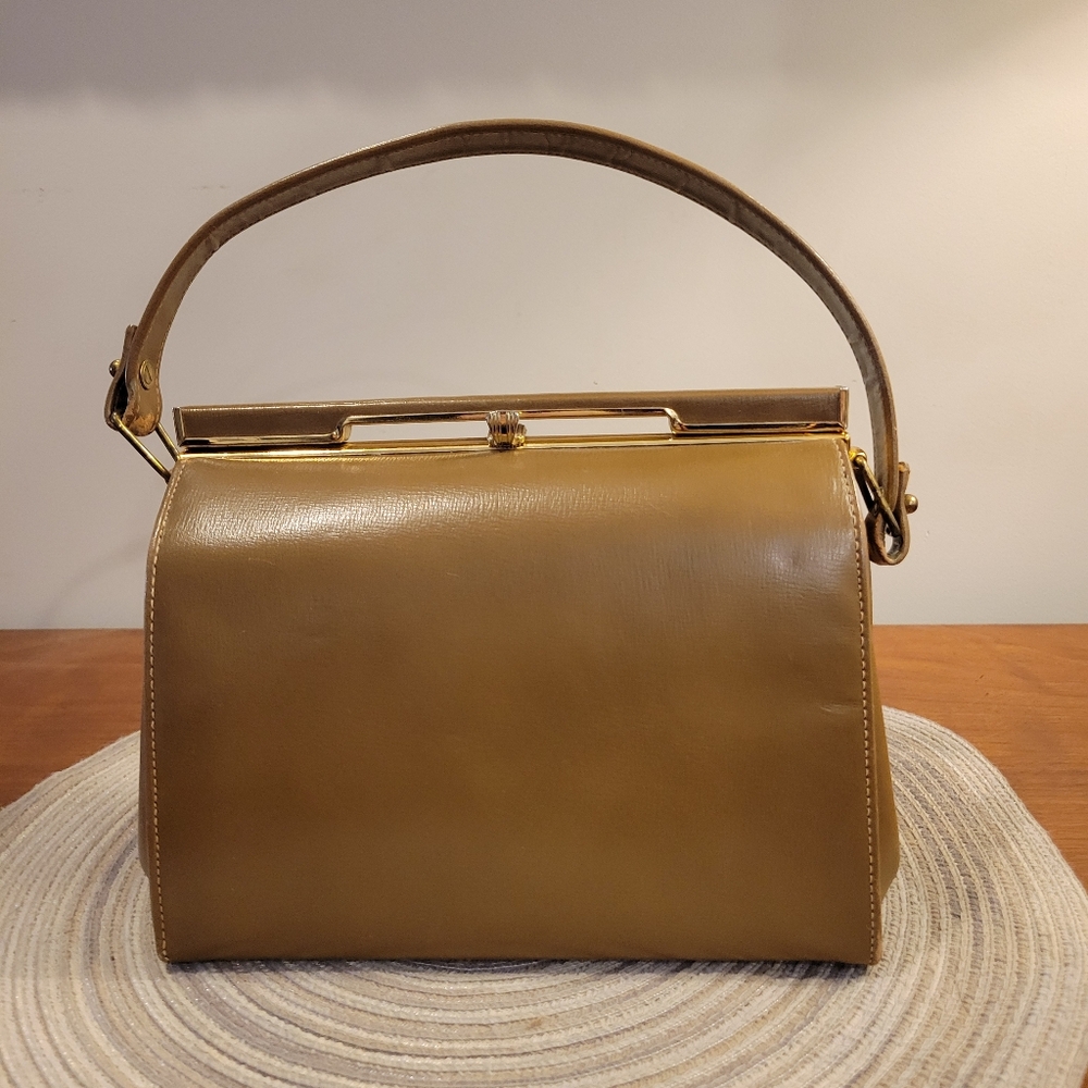 👜EUC~ TRIANGLE NEW YORK VINTAGE HANDBAG